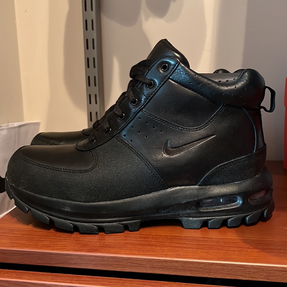 Nike shoes Goaterra boots
